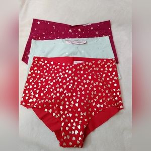 3 Pairs of Victoria Secret No-show Brief Panties Size Medium